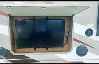 2016 Thor Motor Coach Four Winds 29G. "Let's Go!"