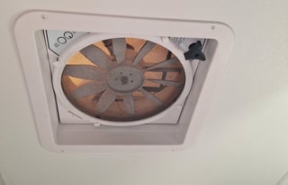 "Ellie Mae" Bunk Room/ Full Outside Kitchen