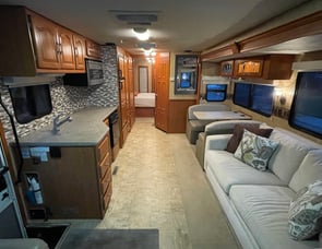 Forest River RV Georgetown XL 374TS