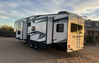 2023 Grand Design Reflection 31MB