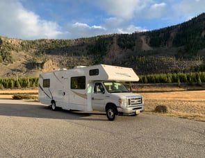 Thor Motor Coach Four Winds 28A