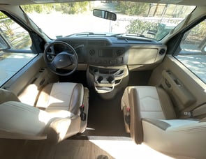 Entegra Coach Odyssey 25R