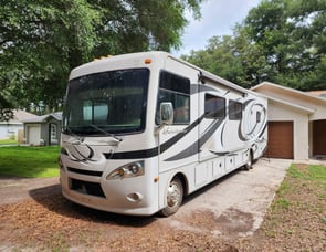 Thor Motor Coach Hurricane MH