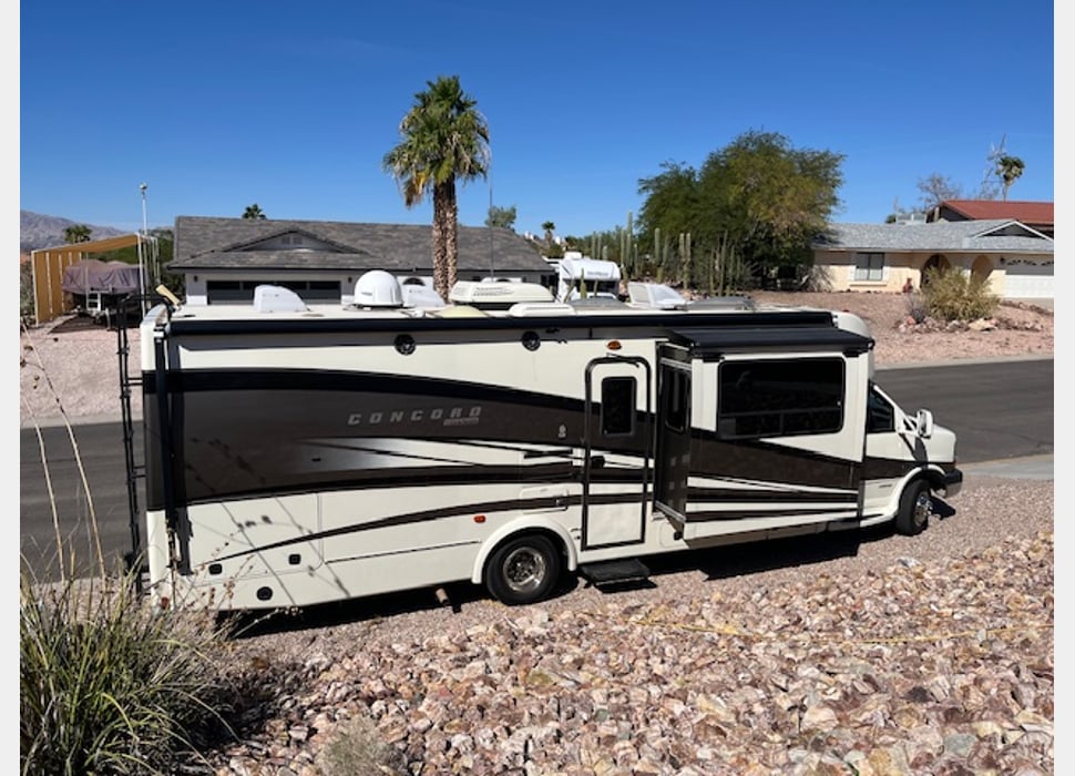 Class C Motor Home rentals in Yuma