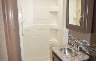 NEW FOR RENT 2018 THOR MAJESTIC