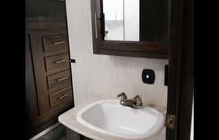 2018 Forest River-California Cherokee Arctic Wolf