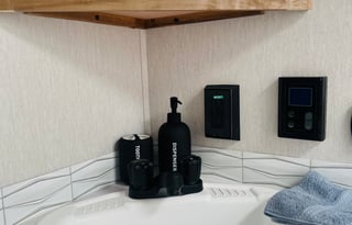 Tennessee Glamping!**FULLY LOADED***