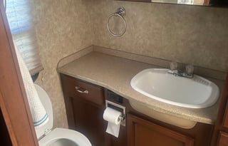 2013 Fleetwood RV Bounder Classic 36H