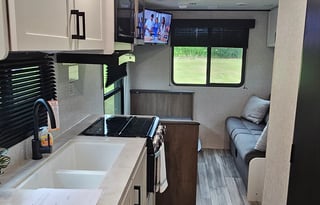 2025 Jayco Jay Flight SLX 210 QB Travel Trailer