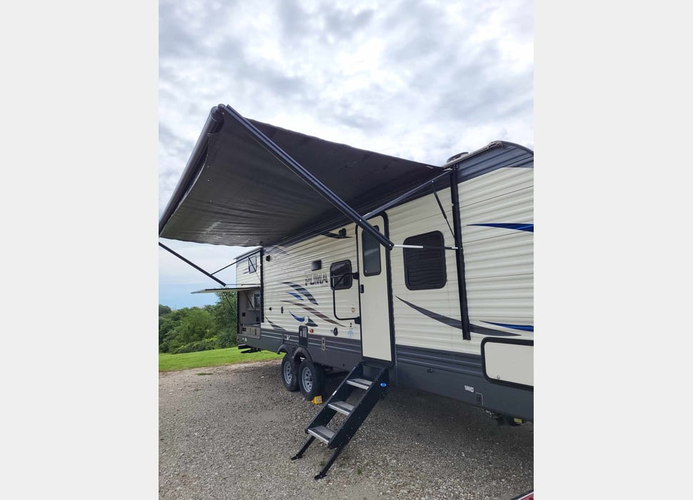 Travel Trailer rentals in State Center