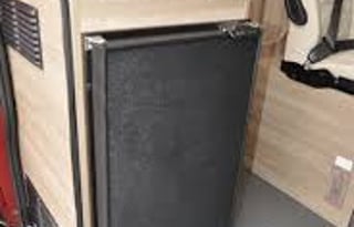 2021 winnebago solis 59p