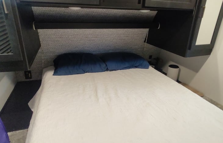 Queen Size Sleeping Area