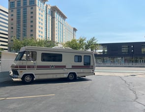 Winnebago chieftain 23