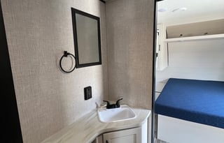 Catchin’ a Break – 2025 Jayco 287BHS