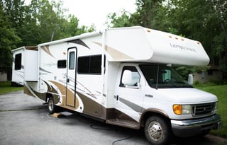 RV 32 ft long