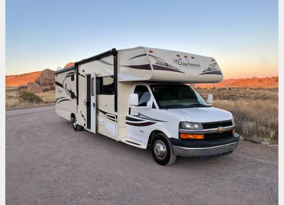 Class C Motor Home rentals in Pearland