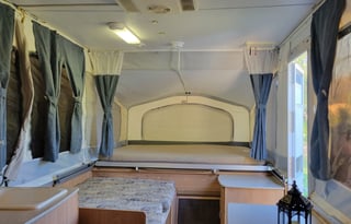 Cozy little Palomino Pony pop-up camper