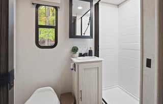 2025 R POD-197  The perfect couples camper!