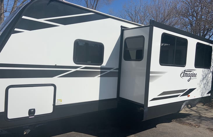 Side view with slide out