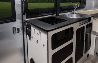 Airstream Glamping - Free campground delivery