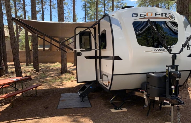 Backing into spots has never been easier! Huge Awning!  Power lift jack!