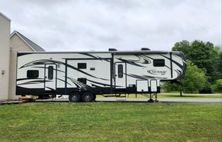 Finder  – Your Ultimate Event Basecamp