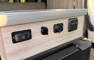 2021 Winnebago Solis 59P