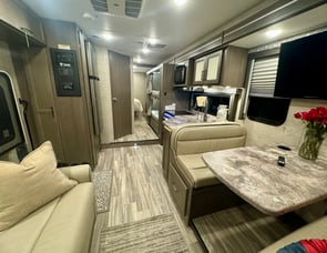 Thor Motor Coach Four Winds 31EV