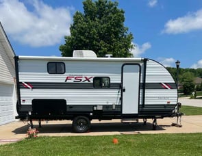 Forest River RV Wildwood FSX 178BHSK