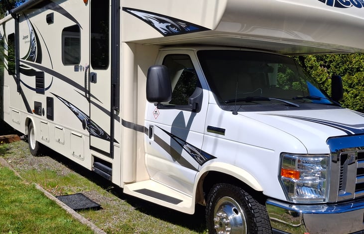 awning with lights, new tires