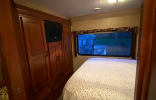 BUNK MODEL SLEEPS 8 - Forest River RV Sunseeker