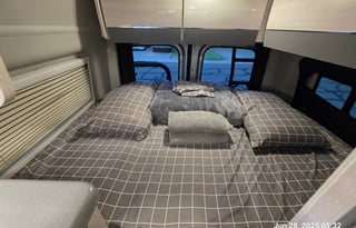 FOUR TENS- 2025 Thor Motor Coach Tranquility 19M