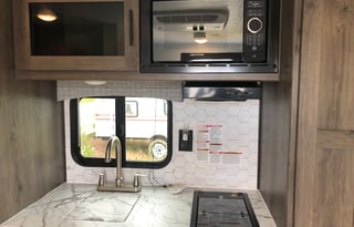 2022 Coachmen Clipper Camping Trailer Ultra-Lite