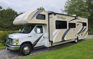 2019 Thor Motor Coach Freedom Elite 30FE Bunkhouse