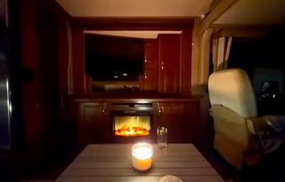 Thor with Living Room/Outdoor furniture/Grill