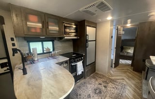 2021 Forest River RV Wildwood X-Lite 273QBXL