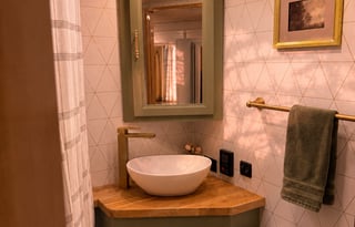 Tiffany Rose | Luxury Family Class C | Sleeps 7