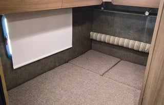 Trendy Winnie, sleeps 6, like a camper van