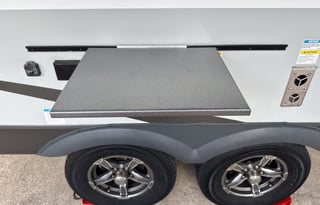 Spacious & Family Friendly Micro Lite 25 ft