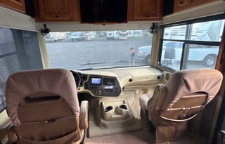 Relax & Unwind – Luxury RV Around OCMD!