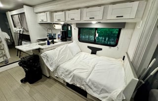 Rhonda The Road Queen - 2022 East to West Entrada