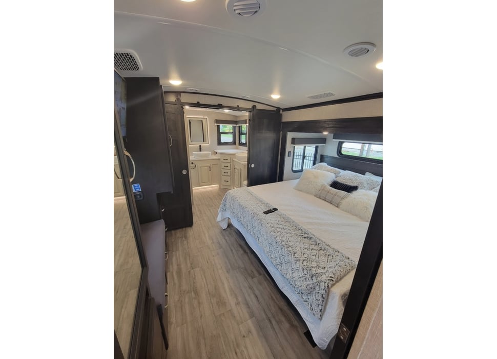 Fifth Wheel rentals in Florence
