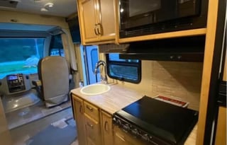 Thor Vegas 25.2 Class A