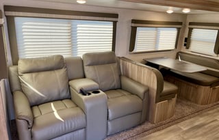 2021 Winnebago Industries Towables Minnie 2801BHS