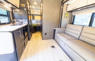 Compact, Luxurious, and Fully Stocked Motorhome!