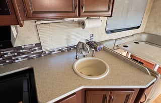 2013 Thor Motor Coach ACE 29 2