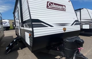 2021 Coleman Lantern UPMI63