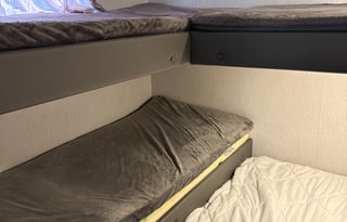 Room for the Whole Crew! Sleeps 10 with bunkroom