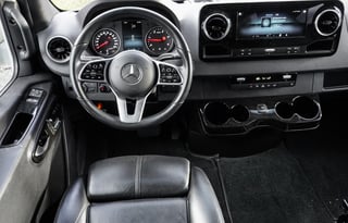 Great Van for Tailgaiting or for Touring the US!