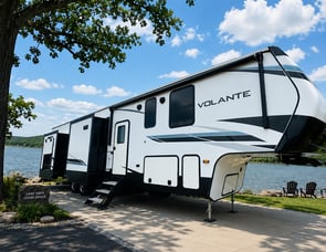 CrossRoads RV Volante 3601LF